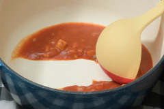Lifestyle photos of Scoup Spoon